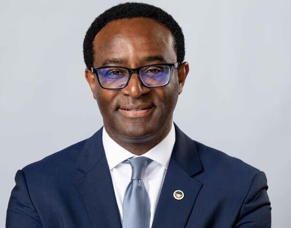 Howard President Steps Down, Former President Appointed Interim