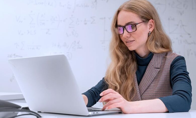 How Can AI-Powered Course Creation Tools Act as Co-Creators in Digital Learning? How Can AI-Powered Course Creation Tools Act as Co-Creators in Digital Learning?