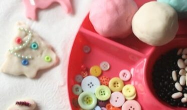 Christmas Cookie Play Dough Activity for Toddlers and Preschoolers Christmas Cookie Play Dough Activity for Toddlers and Preschoolers