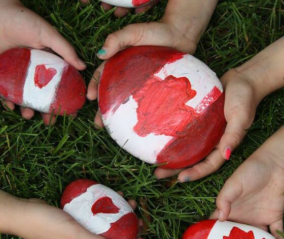 Canada Day Paper Weight Craft for Kids Canada Day Paper Weight Craft for Kids
