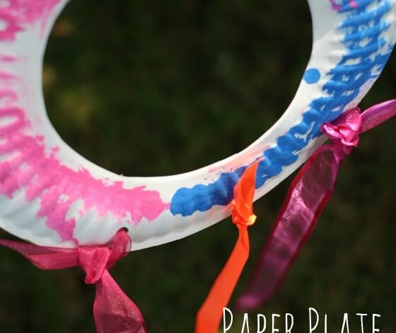 Paper Plate Kite for Toddlers and Preschoolers