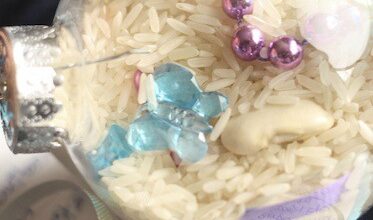 I Spy Ornament – An Activity and an Ornament All in One I Spy Ornament – An Activity and an Ornament All in One