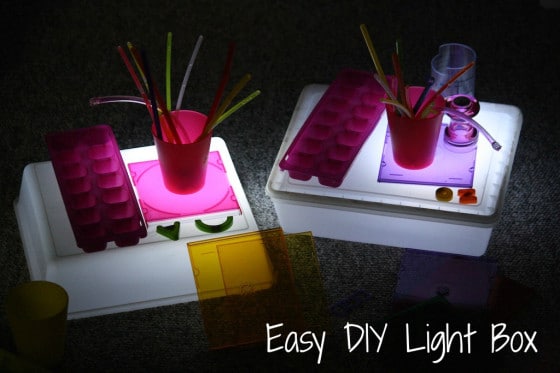 How to Make a LightBox with a Plastic Container and a Battery Operated Camping Light