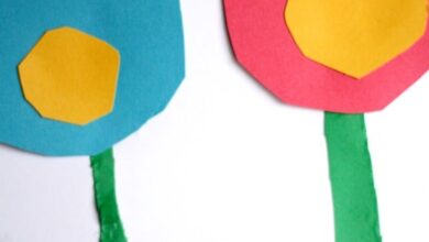 Making Paper Flowers for Homemade Greeting Cards Making Paper Flowers for Homemade Greeting Cards