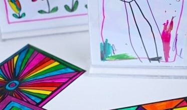Framed Photo Paper Art with Sharpies – Fun for Kids to Make Framed Photo Paper Art with Sharpies – Fun for Kids to Make