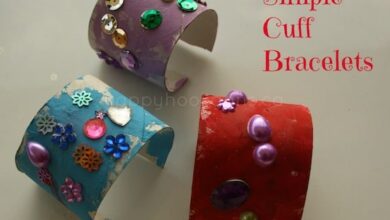 Cardboard Roll Bracelet Craft for Toddlers and Preschoolers Cardboard Roll Bracelet Craft for Toddlers and Preschoolers