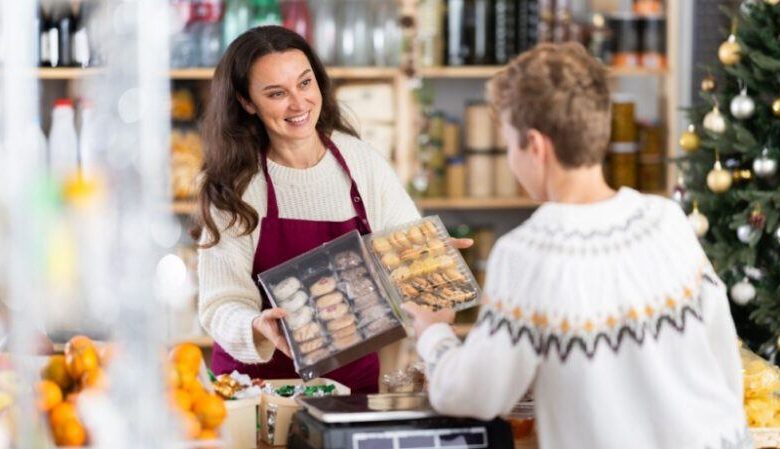 Holiday Onboarding: Welcoming Seasonal Employees