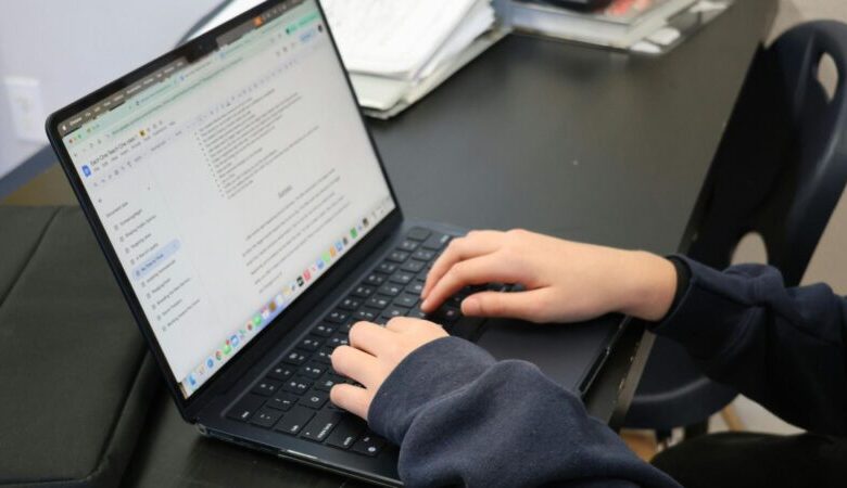 Nicholas Ferroni Pledges Less Tech in His High School Classroom Nicholas Ferroni Pledges Less Tech in His High School Classroom