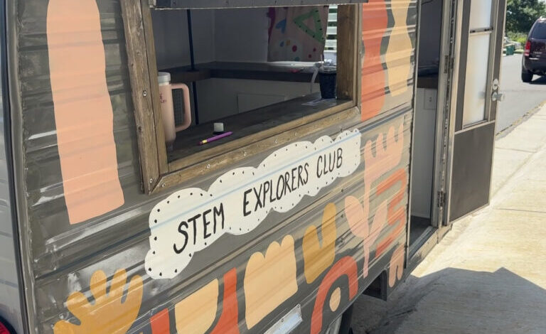 This Teacher Made Her Own STEM Trailer on Wheels